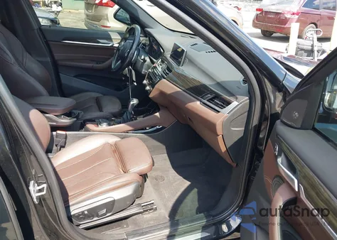 2016 BMW X1 xDrive28I из США, поврежденный, VIN WBXHT3C37GP888431